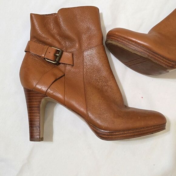Nine West Women’s “Nopansy” Brown Leather Boots Side Zip Buckle size 8 - Picture 2 of 11
